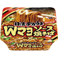 日清デカうま　Ｗマヨソース焼そば　１５３ｇ