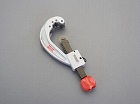 １／４”　‐　２”　プラスチックパイプカッター