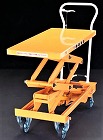 ５２０ｘ１０１０ｍｍ／３００ｋｇ　テーブルリフト