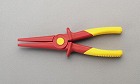２２０ｍｍ　絶縁プラスチックプライヤー