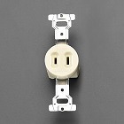 １２５Ｖ／１５Ａ　埋込コンセント（２Ｐ）