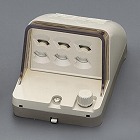 １２５Ｖ／１５Ａ　防水コンセント（抜止３個）