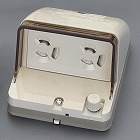 １２５Ｖ／１５Ａ　防水コンセント（接地抜止２個）