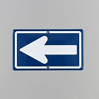 ３５０ｘ６００ｍｍ　構内道路標識［一方通行］