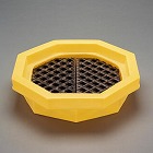 ８１３ｘ６８９ｘ２０６ｍｍ　ドラム缶用オイルパン（格子付）